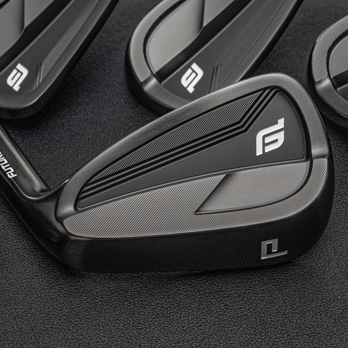 Future Force ED1 CB アイアン ブラック仕上げ