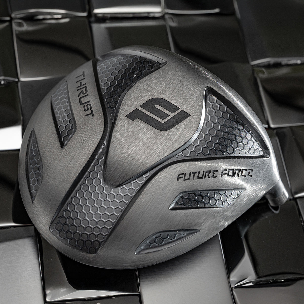 Future Force ドライバー（適合） フェースのデカさに驚愕！FUTURE FORCEからいよいよ適合
