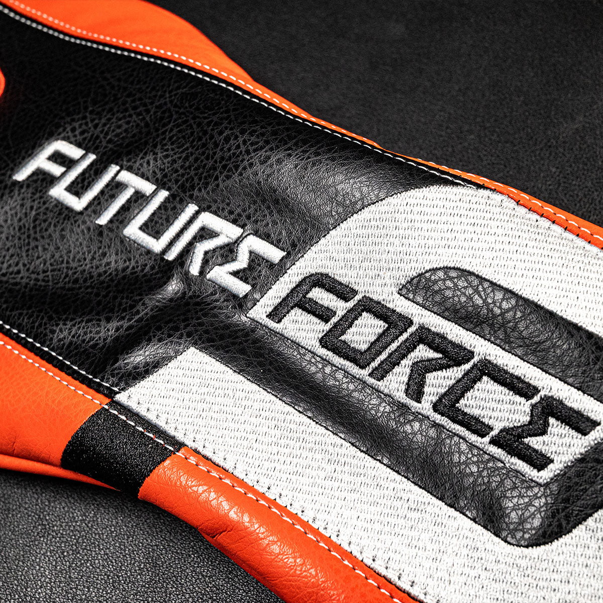 Future Force ドライバーヘッドカバー — ミッドナイト・エンバー