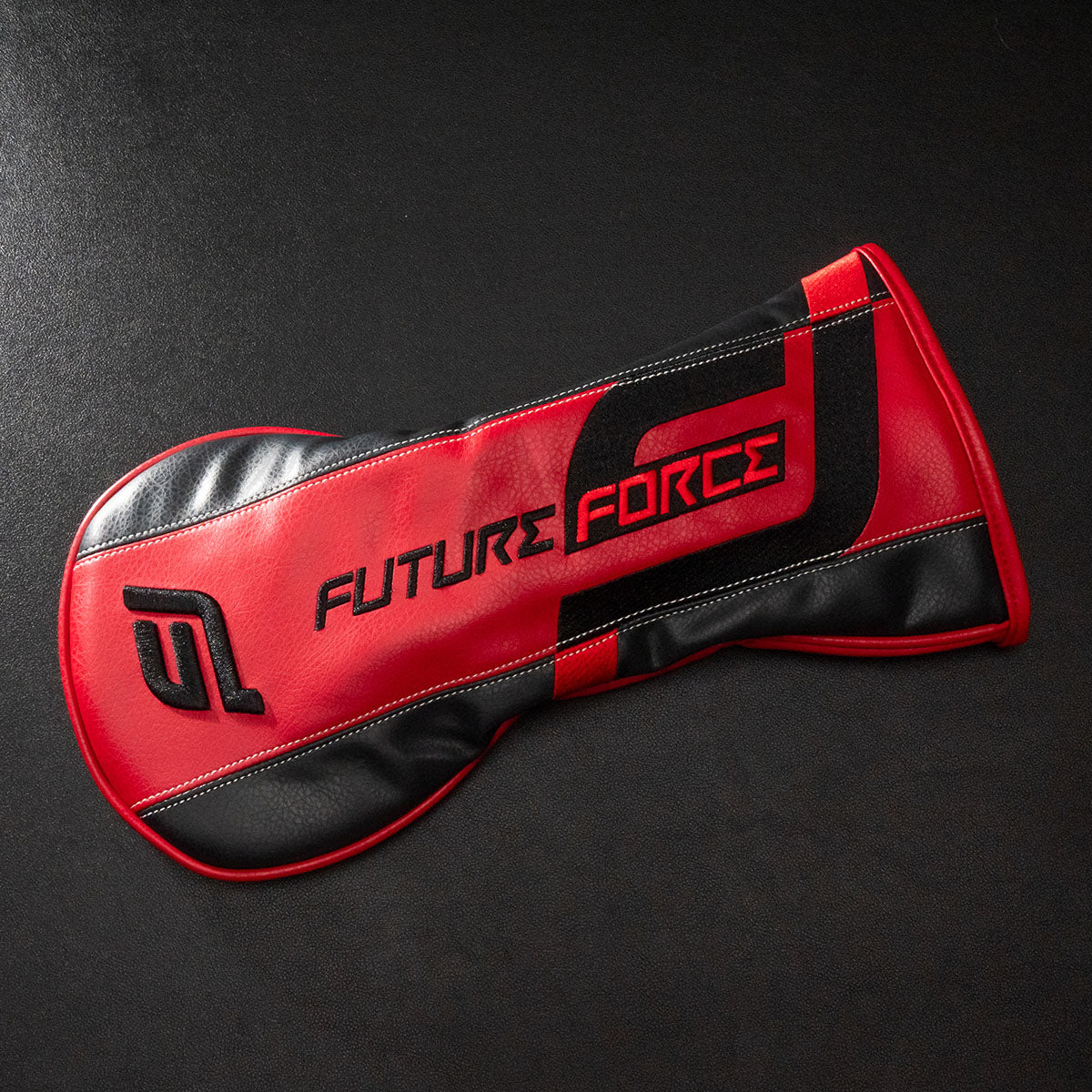 Future Force ドライバーヘッドカバー — クリムゾン・フォース