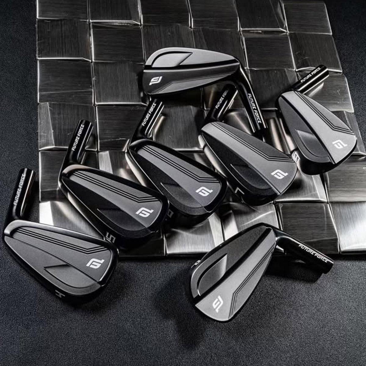 Future Force ED1 コンボ アイアン ブラック仕上げ
