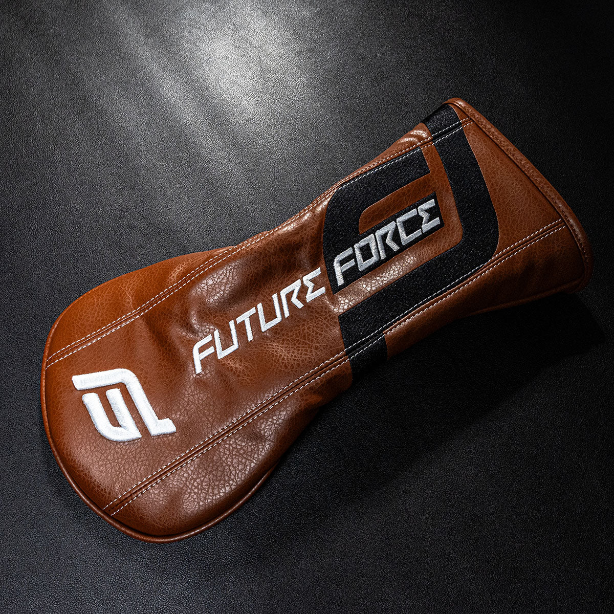 Future Force ドライバーヘッドカバー — ブラウン