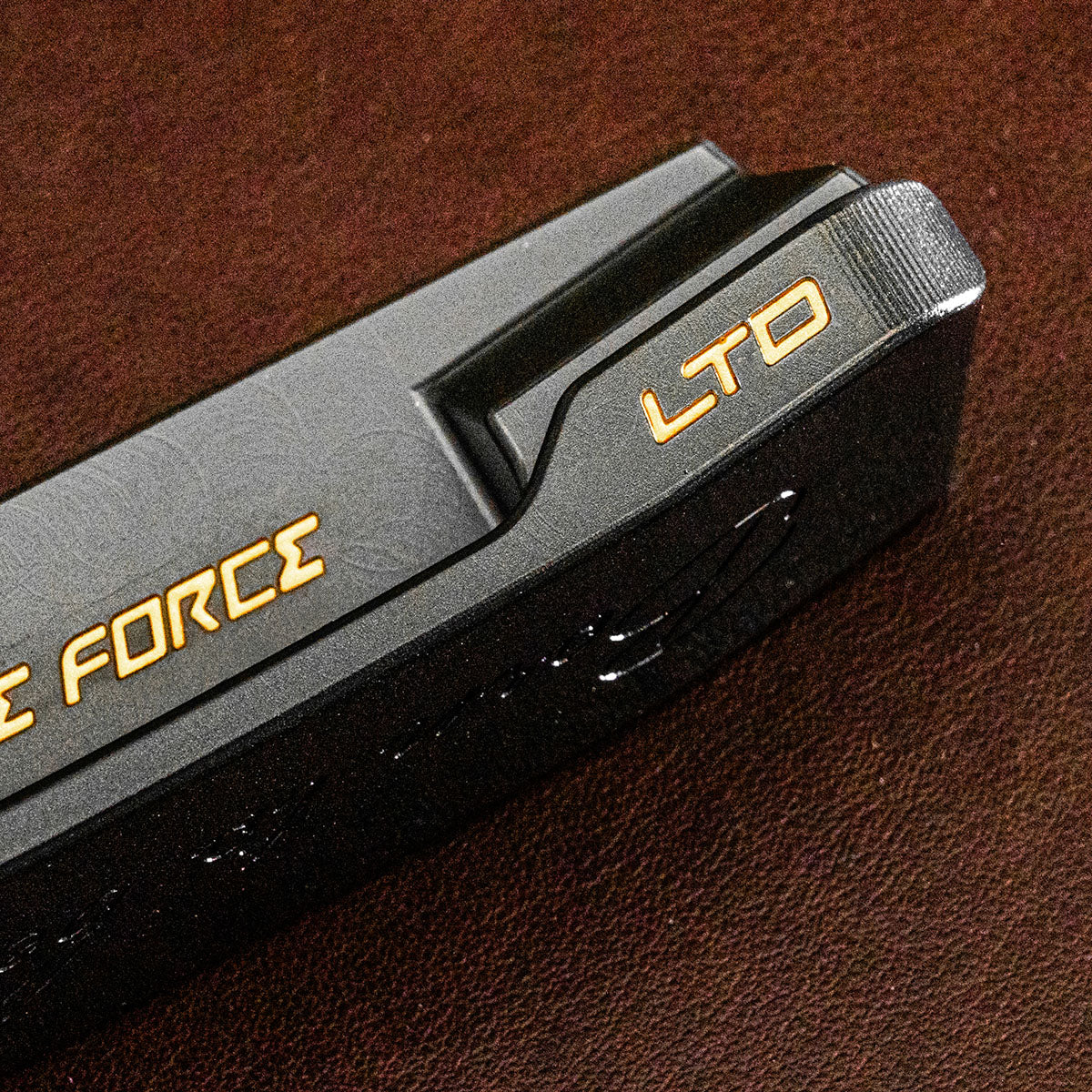 ブラック・ストーン（Black Stone）SUS303 パター｜LTD