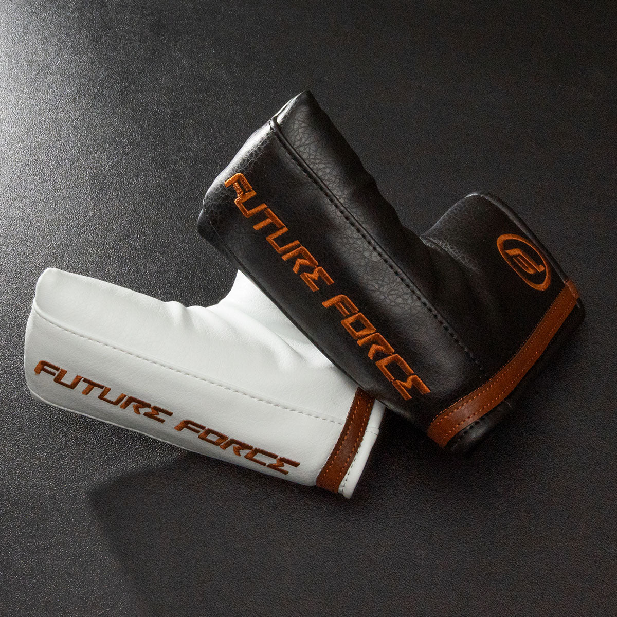 Future Force パターヘッドカバー — ブラック ＆ ホワイト