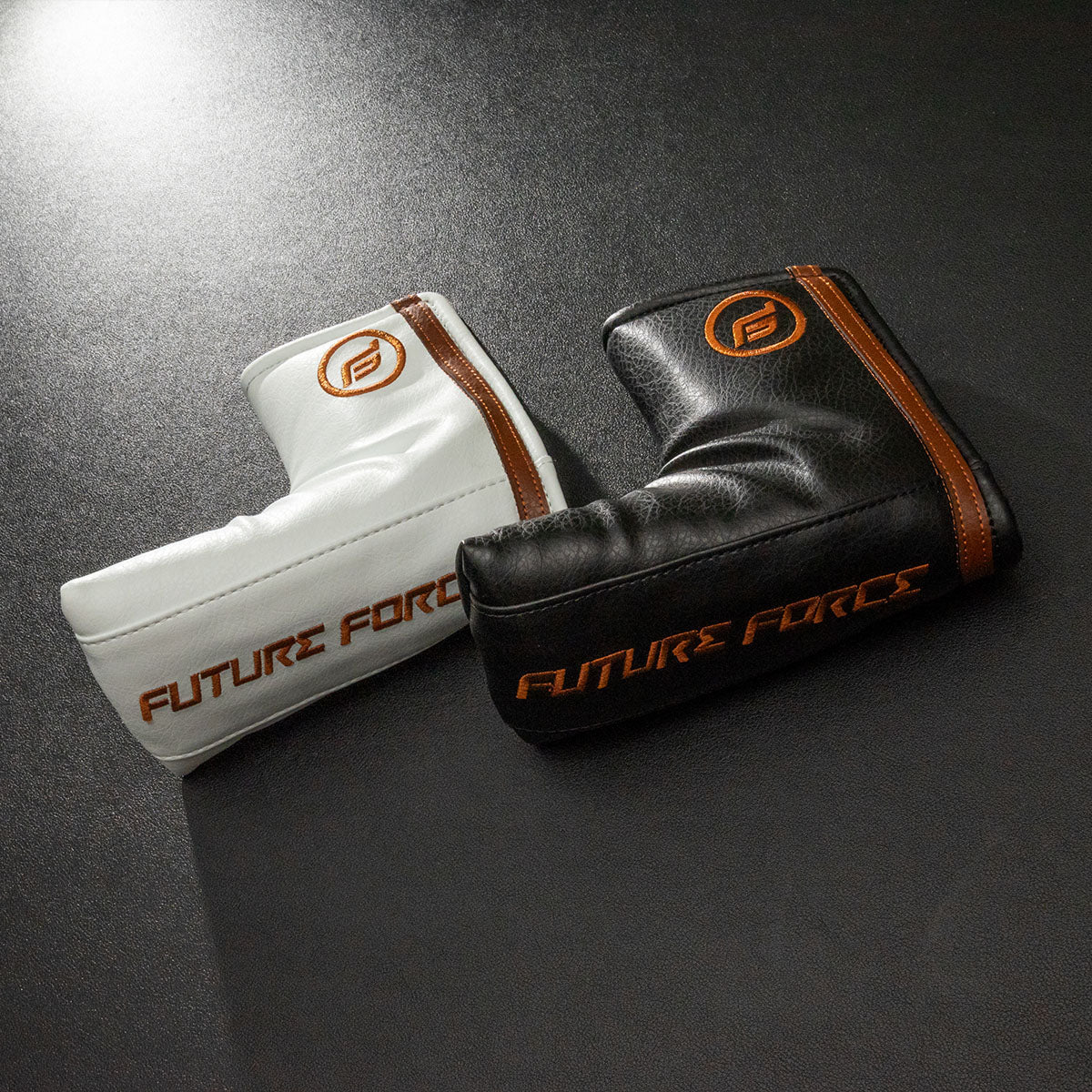 Future Force パターヘッドカバー — ブラック ＆ ホワイト